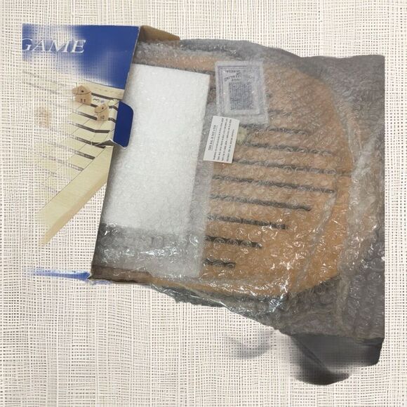 Wooden Horse Races Game w/ Cards & Dice | Fame USA Family Party Game - Picture 3 of 6